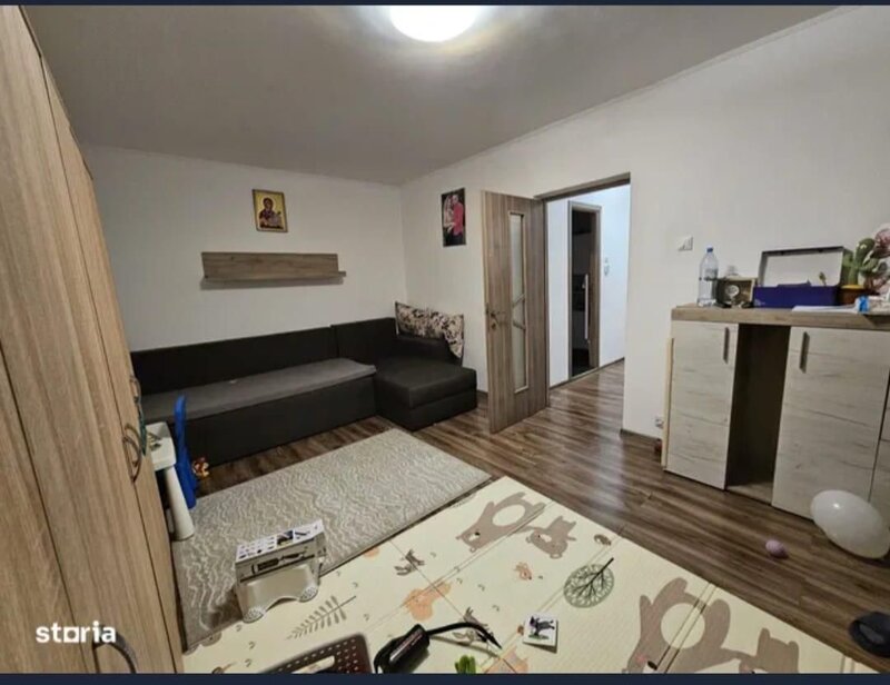 Titan, zona Auchan, Buhusi, apartament 2 camere